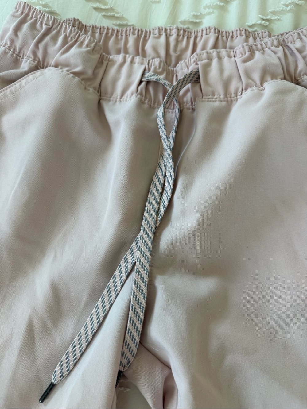 Jaanuu Light Pink Women's Jogger Scrubs - Picture 3 of 9
